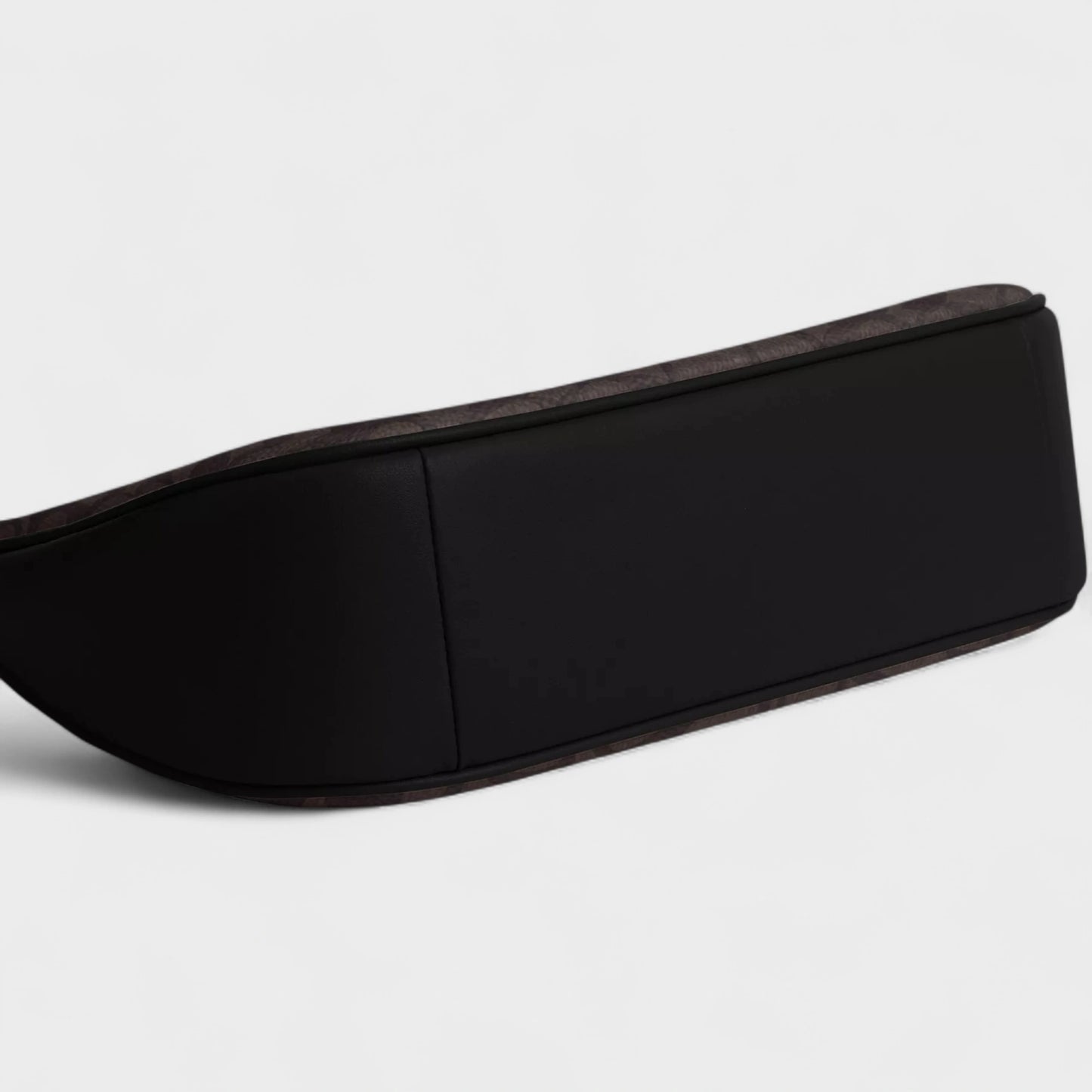 Teri Shoulder Bag In Signature Canvas